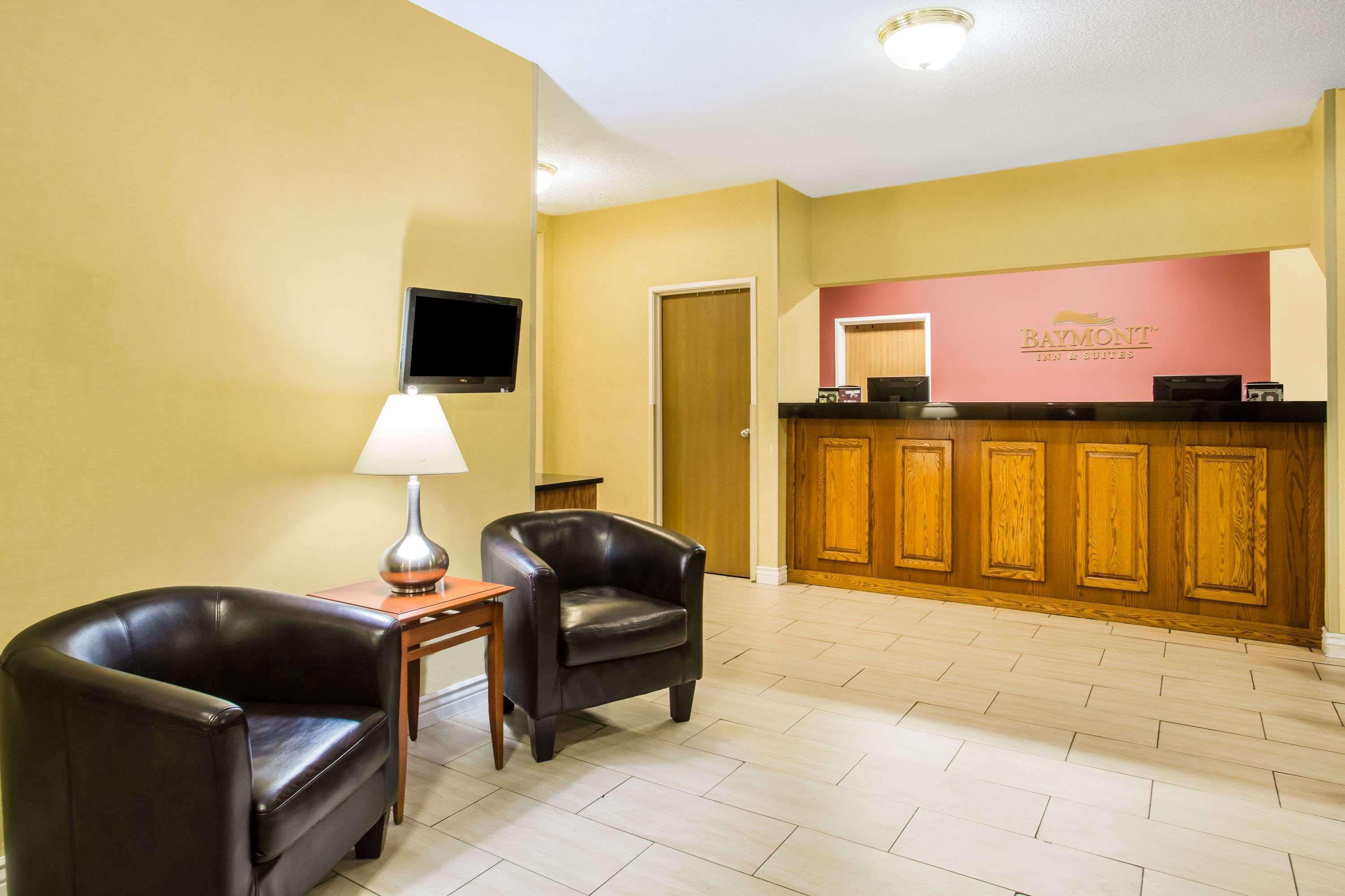 Hotel Baymont By Wyndham 2*